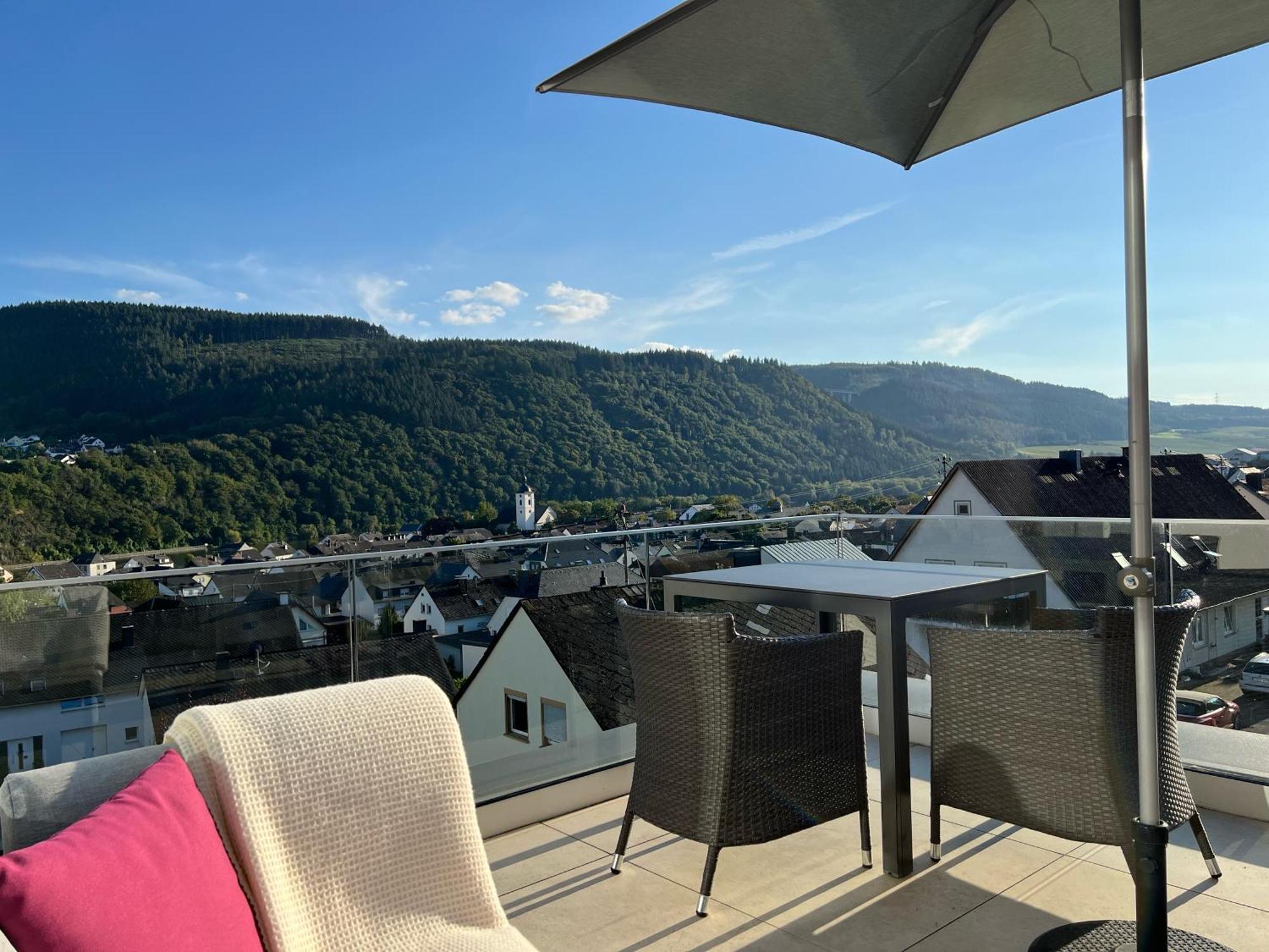 Weingut-Aparthotel Olinger Mehring  Pokój zdjęcie